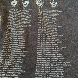 Kiss T-shirt size small.
